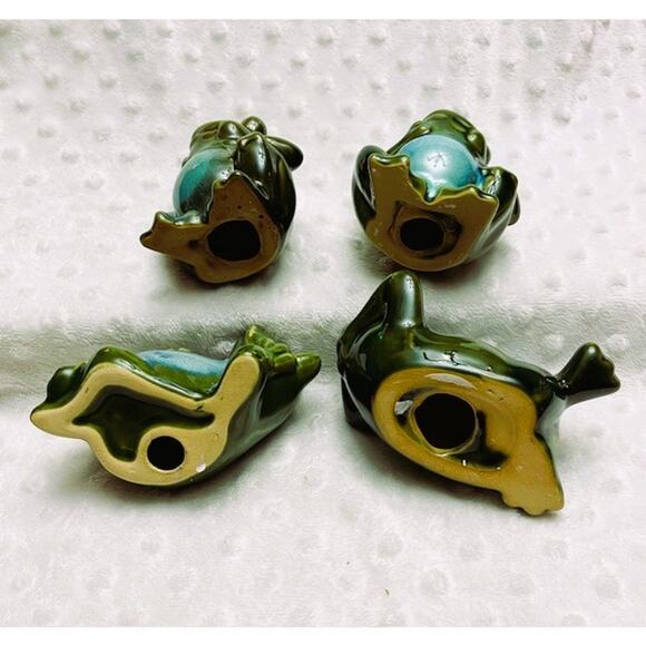 Vintage Two-Toned, Glazed Ceramic Frogs (4), Garden Decor, 3 Relaxing Positions - Picture 4 of 5